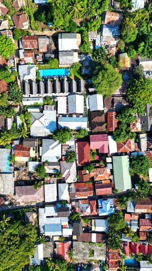 Melbao Homestay ギリ・アイル エクステリア 写真